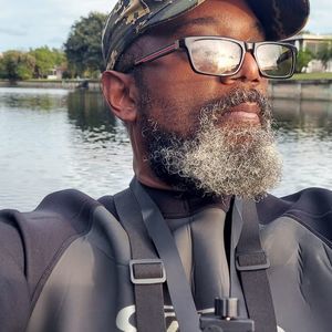 Meet your Posher, Cedric